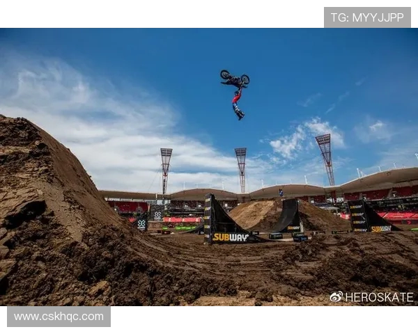 上海极限运动队意识形态的深度对比与发展趋势分析