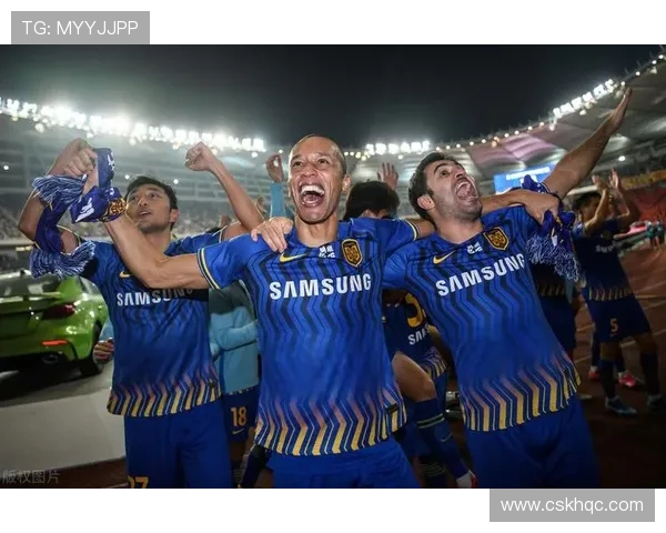 久保建英在新赛季表现抢眼助力球队争夺冠军荣耀