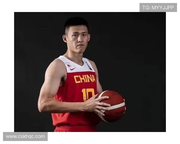 周鹏：从篮球场上的传奇到生活中的榜样，探索他的成长与奋斗历程