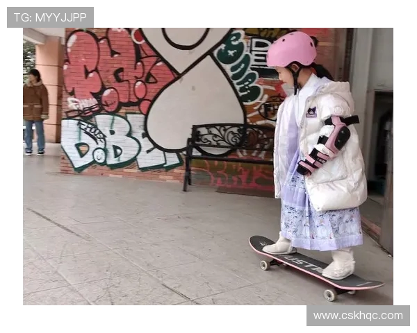 南京滑板队与成都滑板队赛后复盘分析力量对比与战术策略探讨 南京滑板队与成都滑板队赛后复盘分析力量对比与战术策略探讨