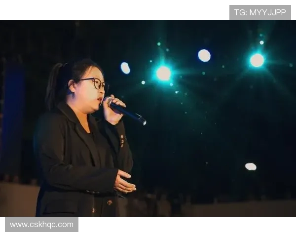 李静的街舞人生：从热爱到职业的心路历程与成长故事